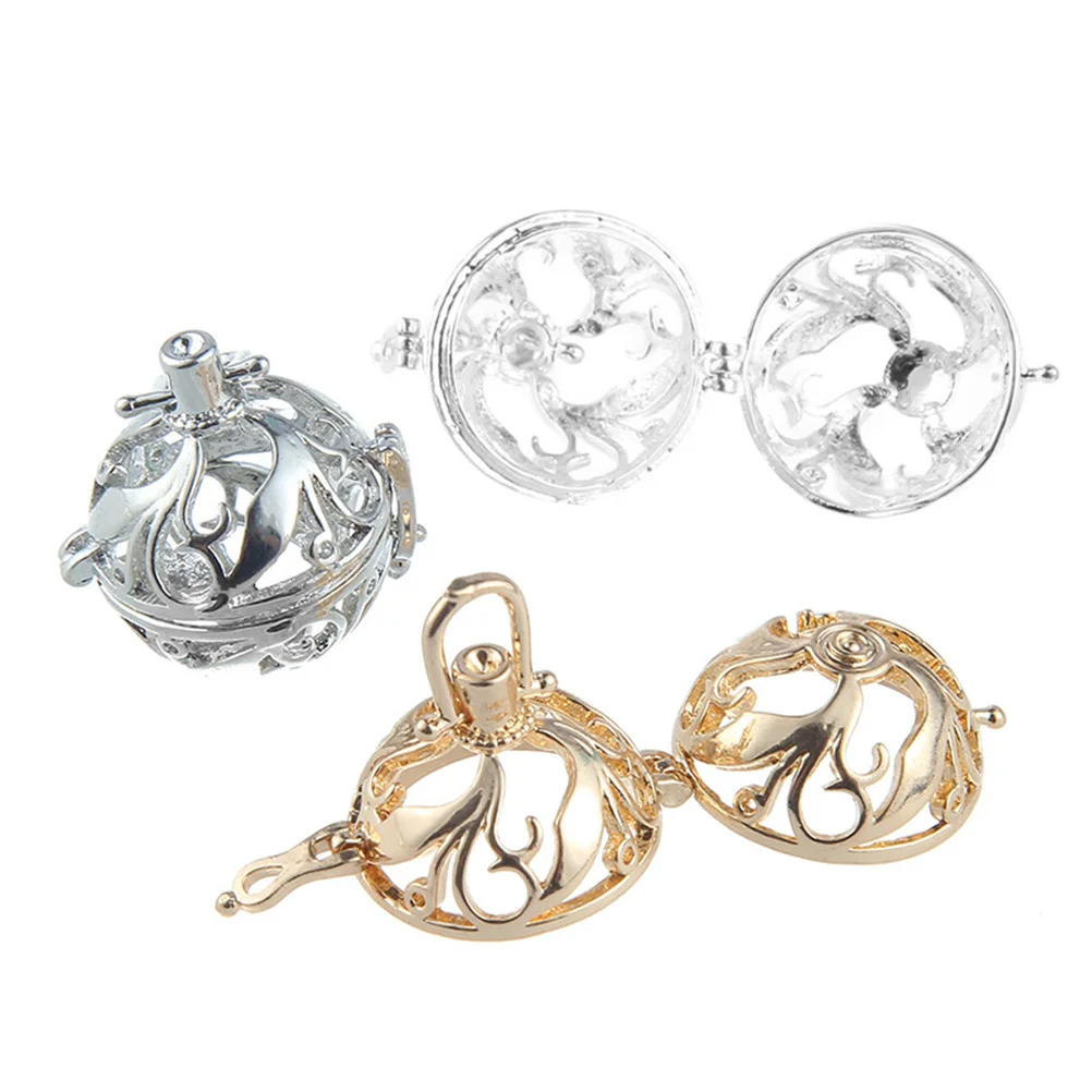 

6Pcs Aromatherapy Oil Pendant Hollow-Out Ball Necklace Jewelry Making Accessory Random Color Hanging Pendant Hollow-Out Ball