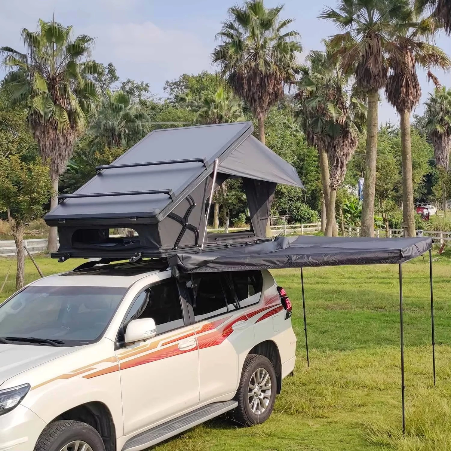 

Настраиваемая алюминиевая уличная автомобильная палатка на крыше для пеших прогулок и кемпинга, дизайн раскладушки с твердым корпусом