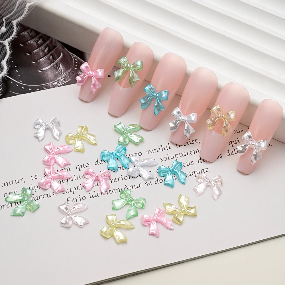 100 ชิ้น ชาร์มตกแต่งเล็บรูปโบว์ 3 มิติ เงาแบบมุก ผ้าซาตินแบบแบน สำหรับตกแต่งเล็บ โบว์สไตล์ Y2K สำหรับงาน DIY ทำเล็บ