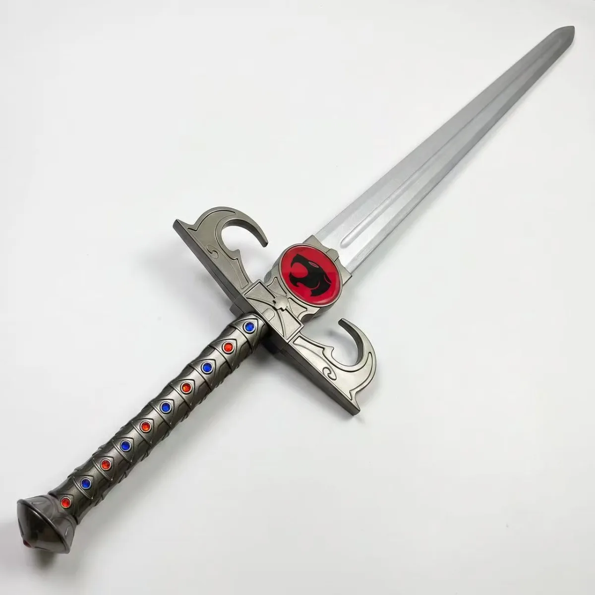 39,37 Zoll (100 cm) Löwenschwert des Omens, rotes Emblem, geflochtener Griff, leuchtender Effekt, ungeschärft, Anime-Cosplay-Requisite