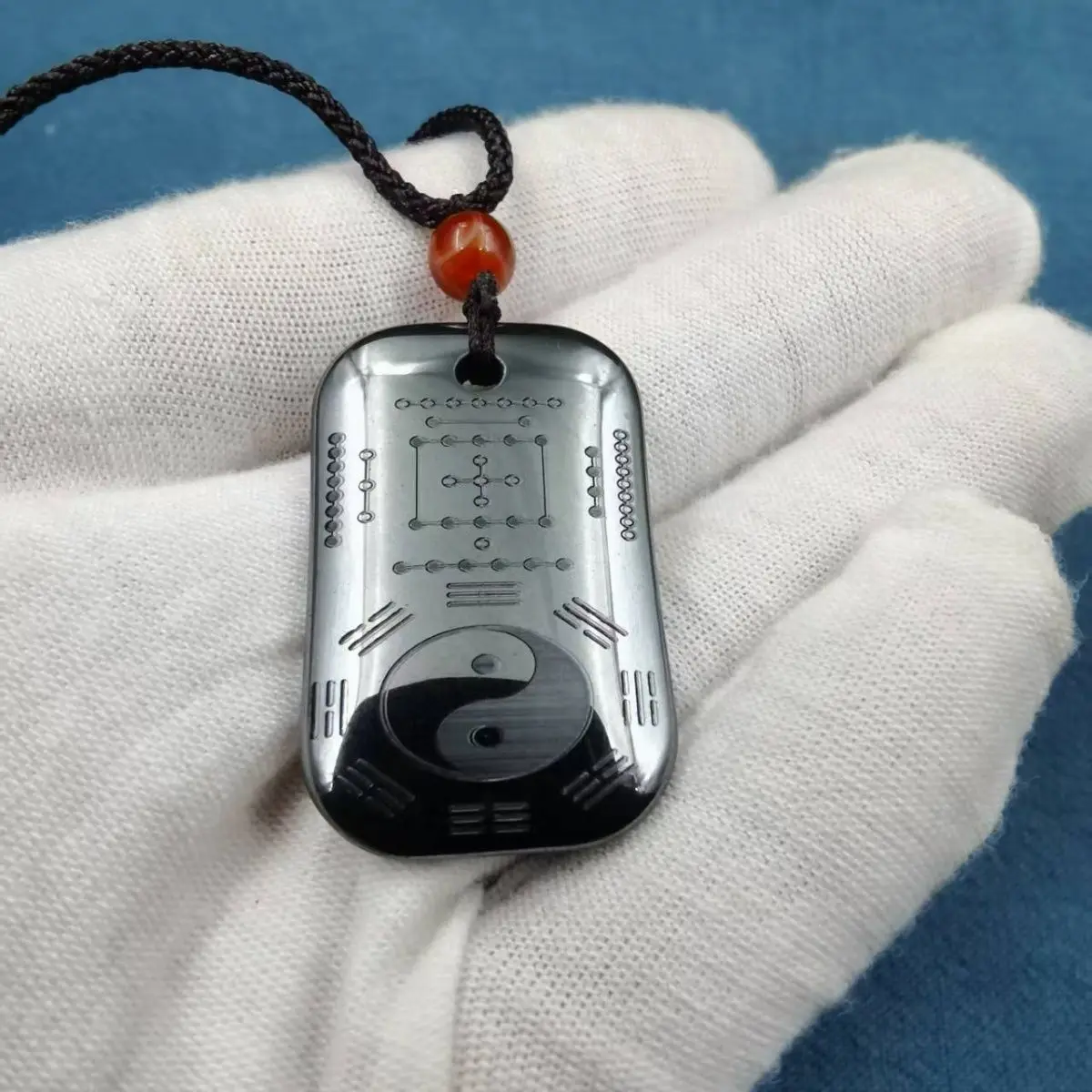 

Natural Hetu Luoshu Congenital Gossip Acquired Gossip Meteorite Pendant Stone Iron Protective Pendant Micro Magnetic Car Hanging