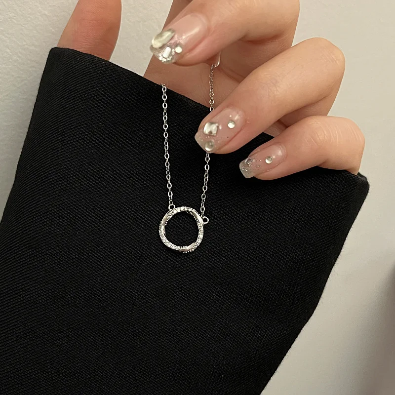

European Geometric Zircon Pendant Necklace For Women S925 Pure Silver Luxurious Temperament Mother's Gift Jewelry