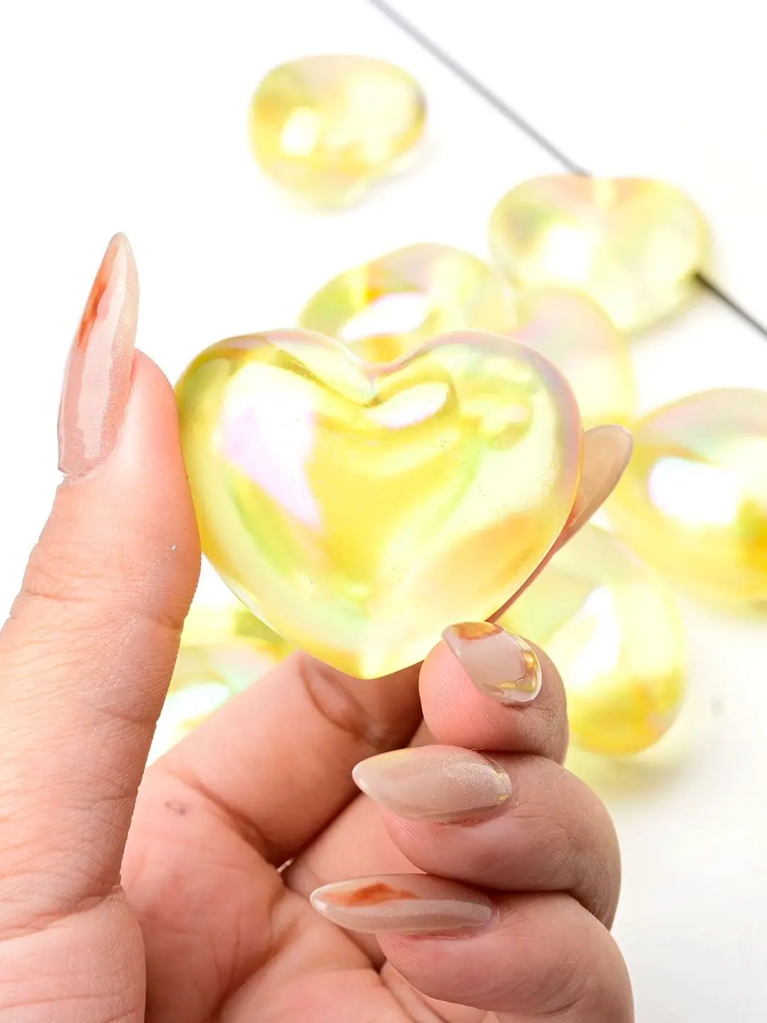 

1PC Electroplated white fused heart design, available in colorful options, suitable for room/office decoration, holidays