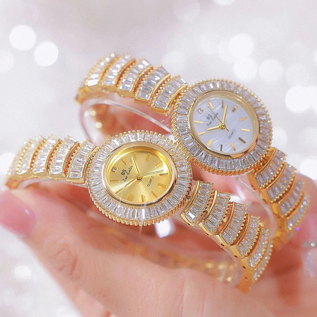 High-end Luxury Woman Watch Full Diamond Gold Silver Bracelet Women Fashion Quartz Wristwatches Ladies Rhinestone Clock