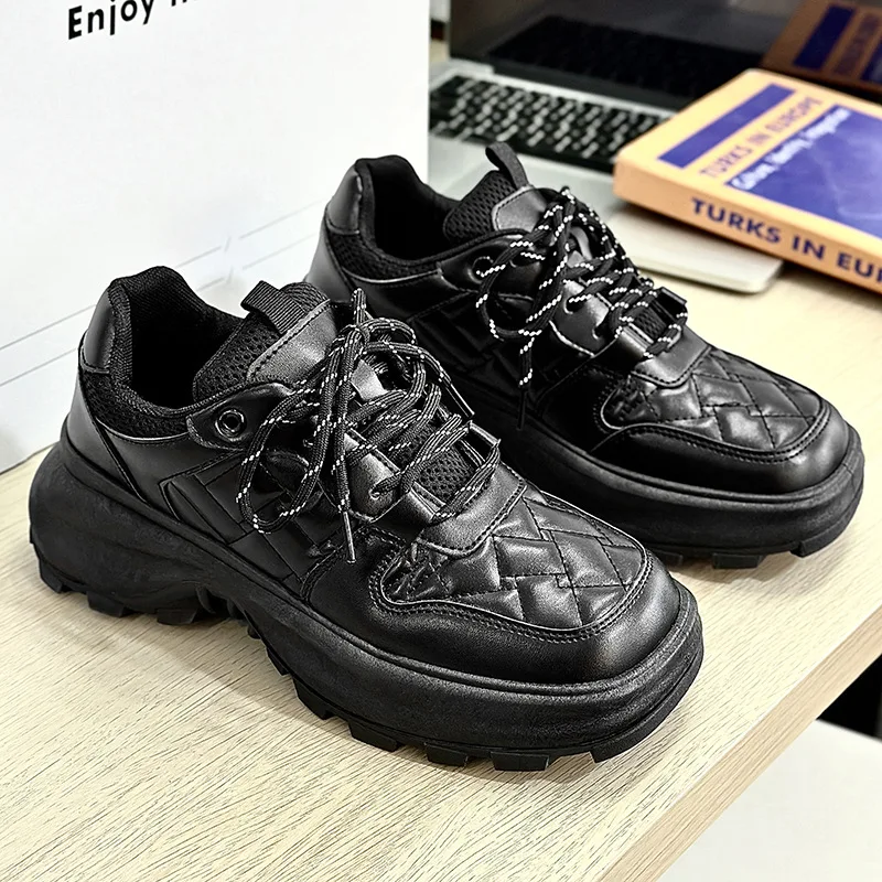 The latest 2024 best-selling men's lightweight and comfortable sports shoes fashionable and trendy low cut youth casual shoes