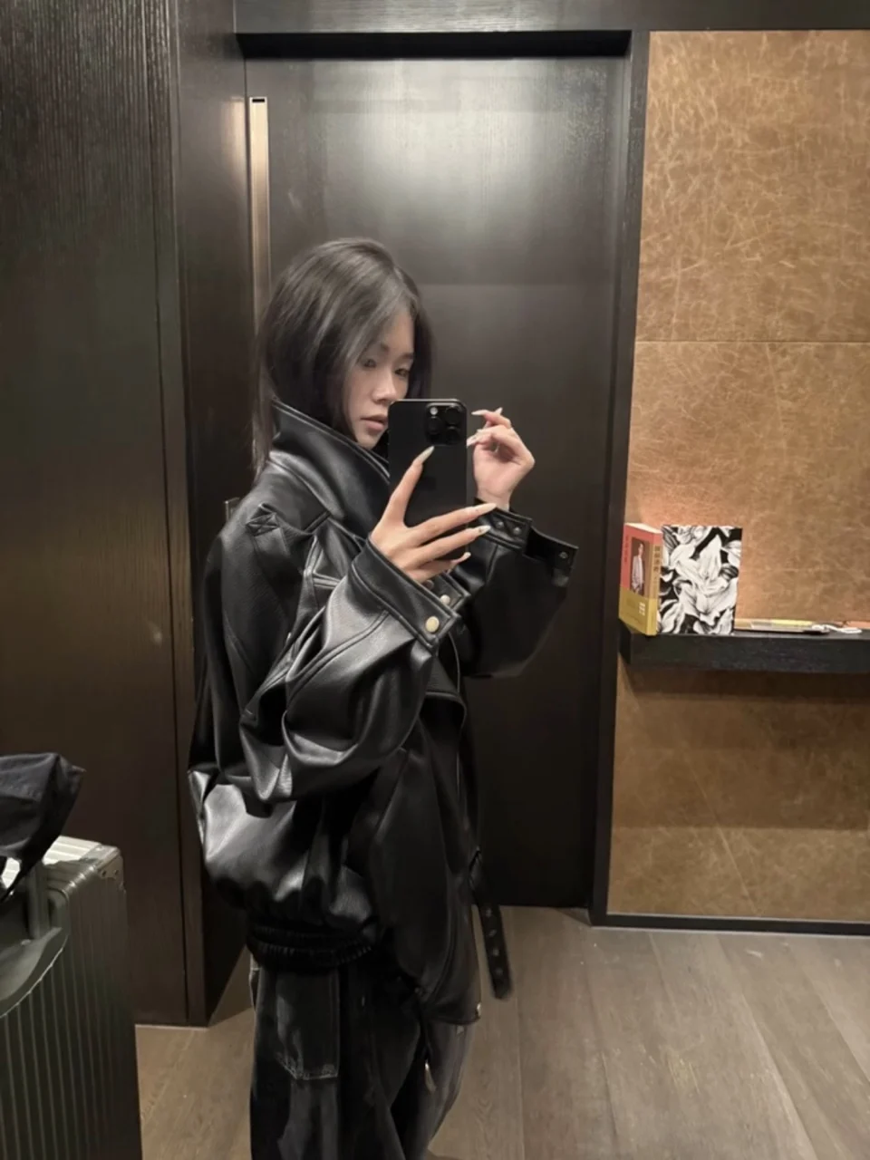 레트로 아메리칸 걸 스타일 블랙 PU 가죽 재킷 여성용 가을 트렌디 디자인 감각적인 쿨 버튼업 코트