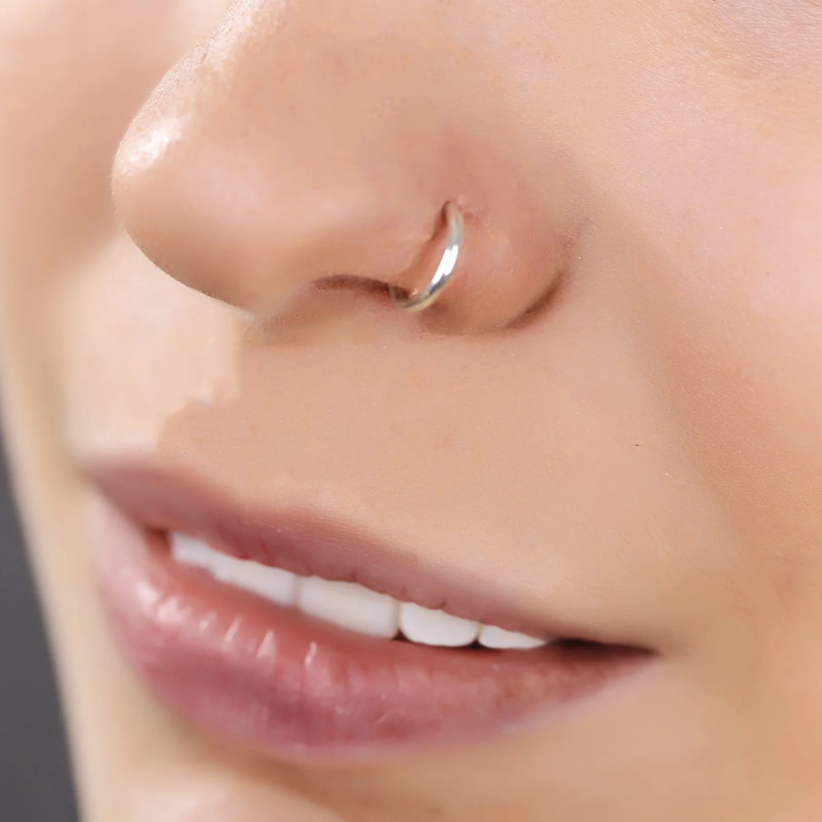 

20Pcs Stainless Steel Ear Piercing Stud Earrings Fashion Screw Back Cartilage Jewelry for Daily Wedding Prom Ear Piercing Studs