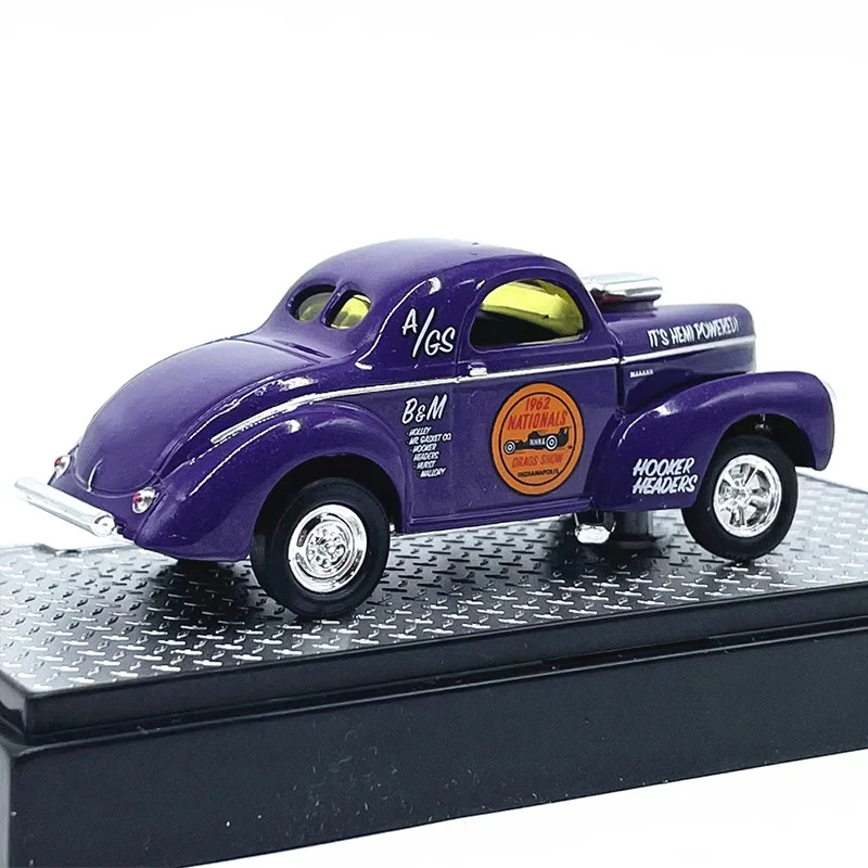 1:64 M2 Car Model 1941 Classic Car Simulation Alloy Car Model Collection Ornaments with Packaging