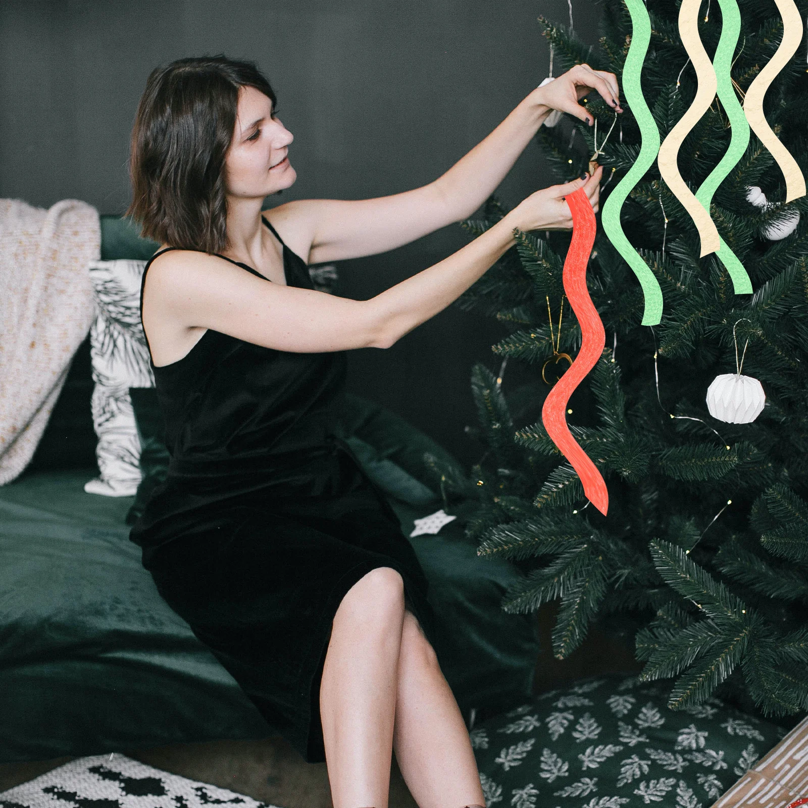 

6Pcs Assorted Crepe Paper Streamers High Elasticity Retain Shape Perfect for Wedding Events Holiday Parties Decoration Ornaments