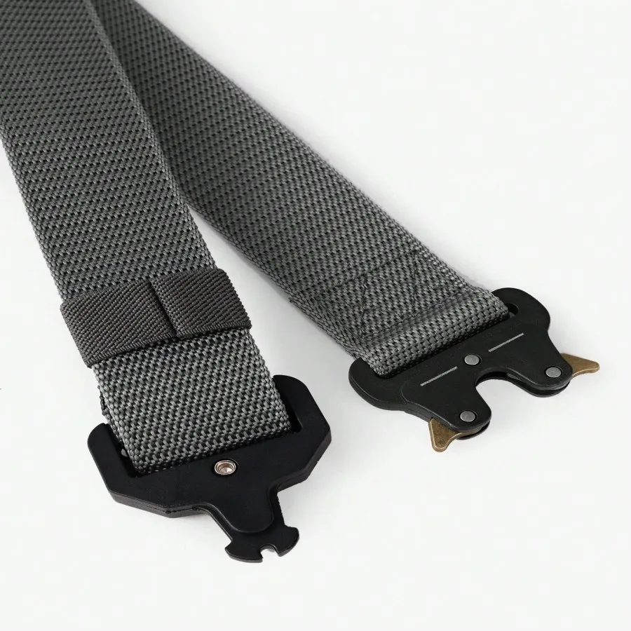 Tactical waist belt, suitable for both men and women. Outdoor canvas belt, a multi-functional belt for military enthusiasts with