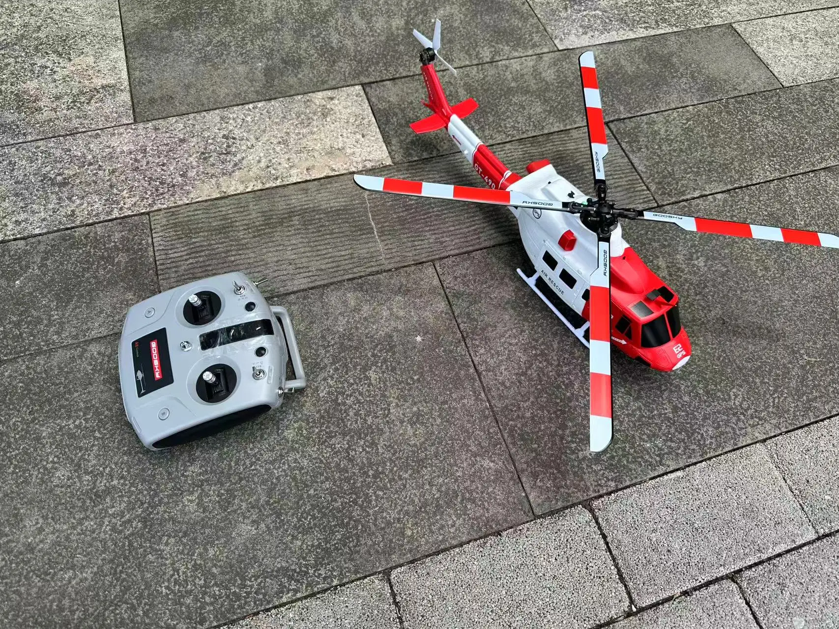 

Goosky Remote-Controlled Helicopter E2 Gps Intelligent Rc Drone Like Real Machine Uh-1y Model Remote Drone Birthday Outdoor Gift
