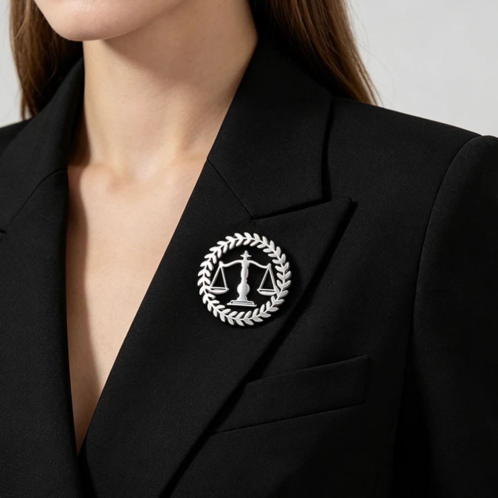Justice Scale Brooch Pin Laurel Wreath Legal Symbol Lapel Pin Attorney Judge Suit Badge Jewelry Gift for Law Student Graduation