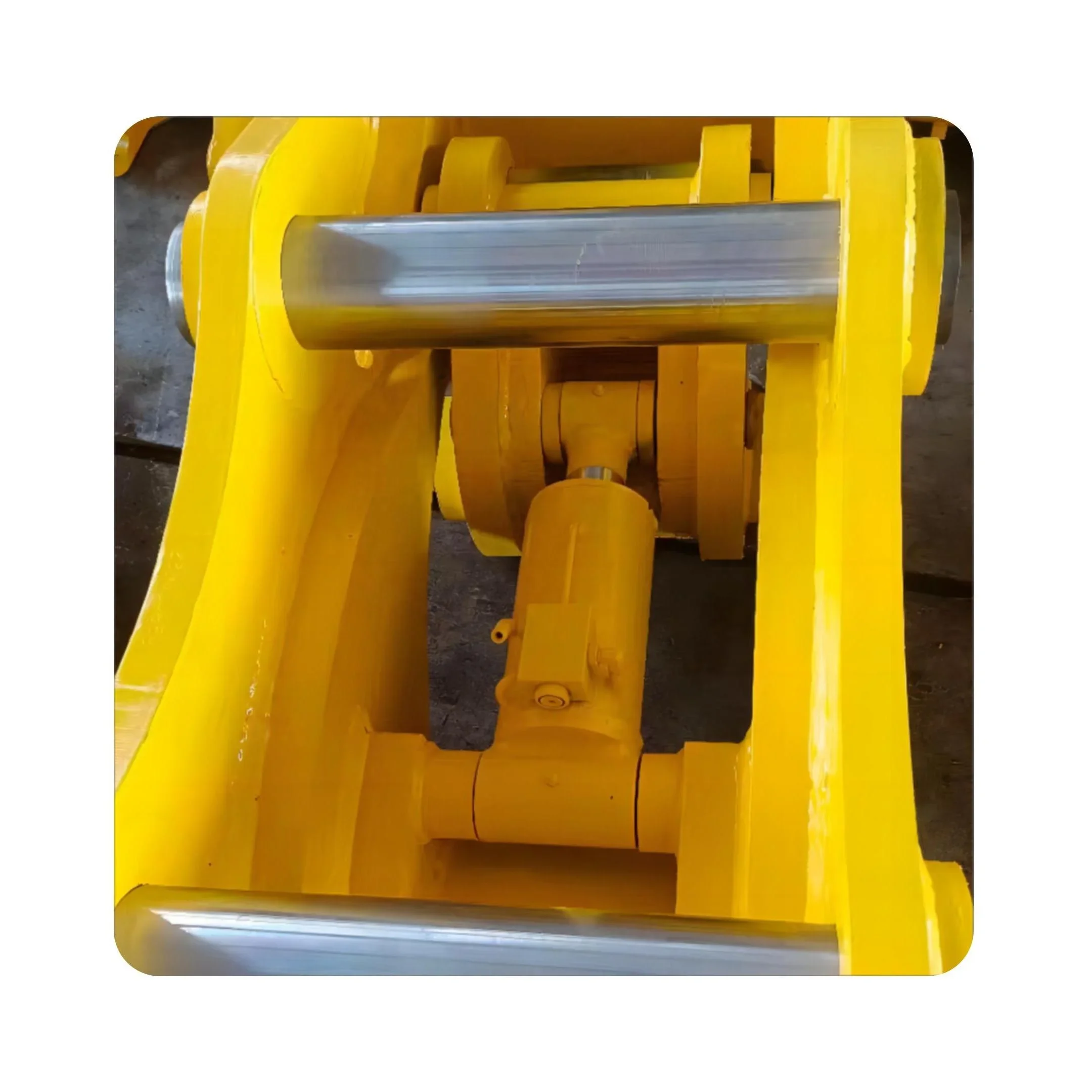 Kubota 1.7 Ton Mini Excavator Attachments Automatic Hydraulic Quick Hitch Coupler for Bobcat Komatsu Excavator