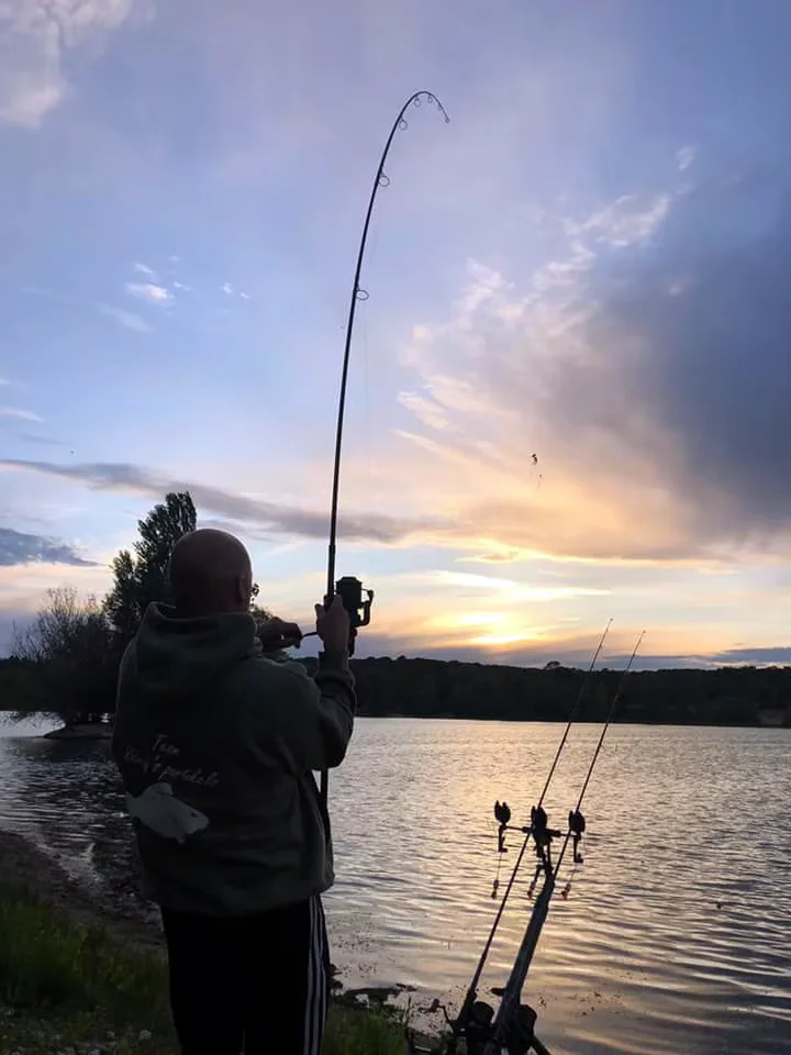 بكرة صيد سمك الشبوط جسم جديد 10000 + 9000 بكرة احتياطية لقضيب الصيد وبكرة مجموعة بكرة صيد دوارة #6