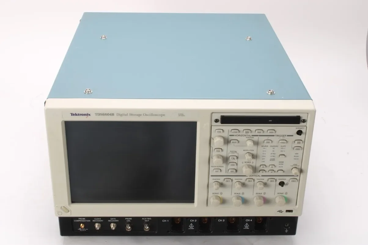 1PC Tektronix TDS 6604B Digital Storage Oscilloscope 6GHz 20GS/s  In Stock #familitrade