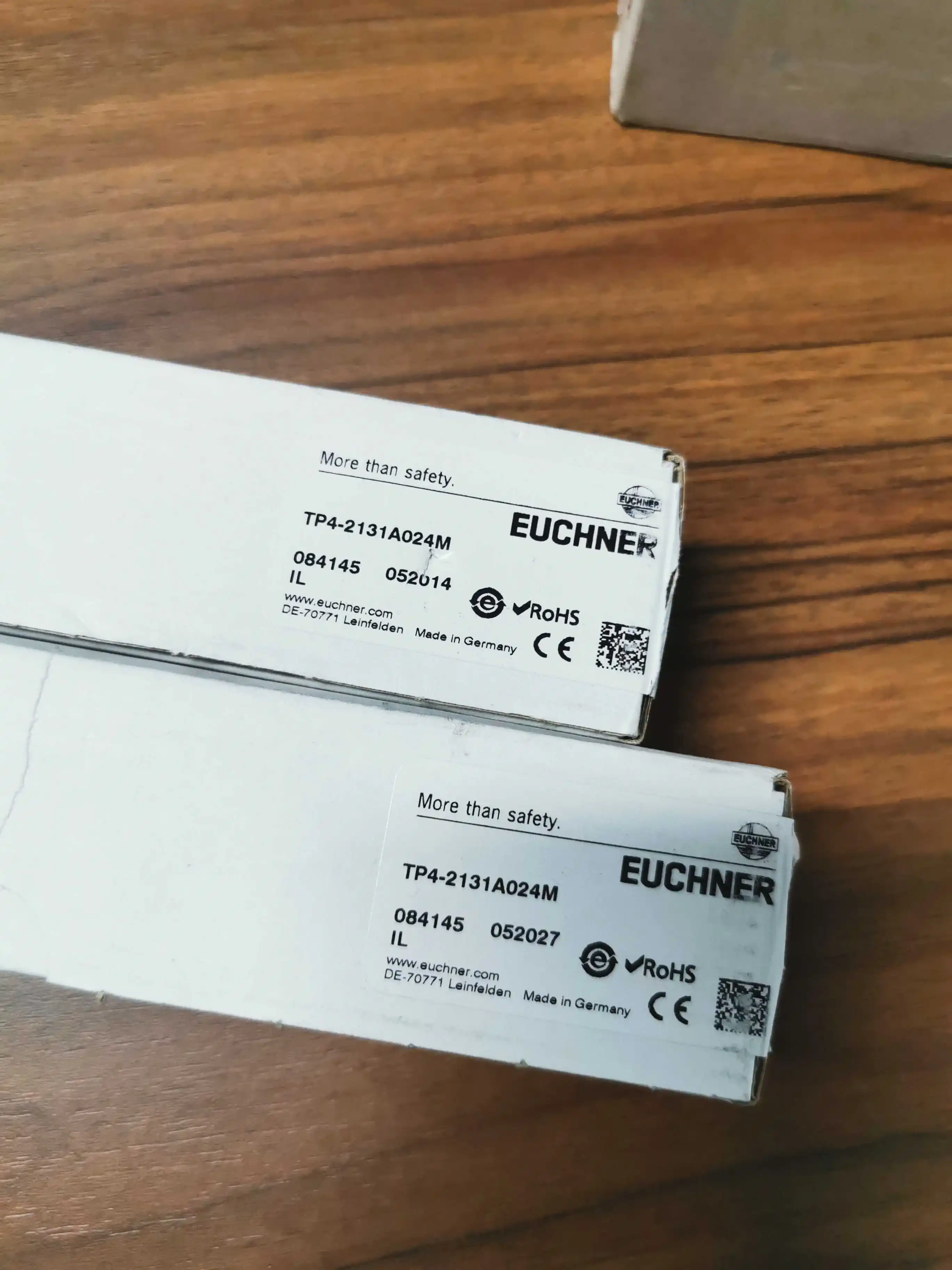 

New Original EUCHNER switch TP4-2131A024M 084145