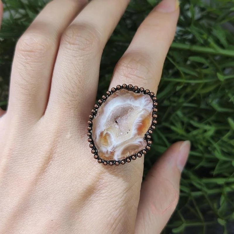 

Ele Retro Crystal Agate Ring Luxury Faion Jewelry Ring for Women Sli Courtly Aosphere Quartz Crystal Rings