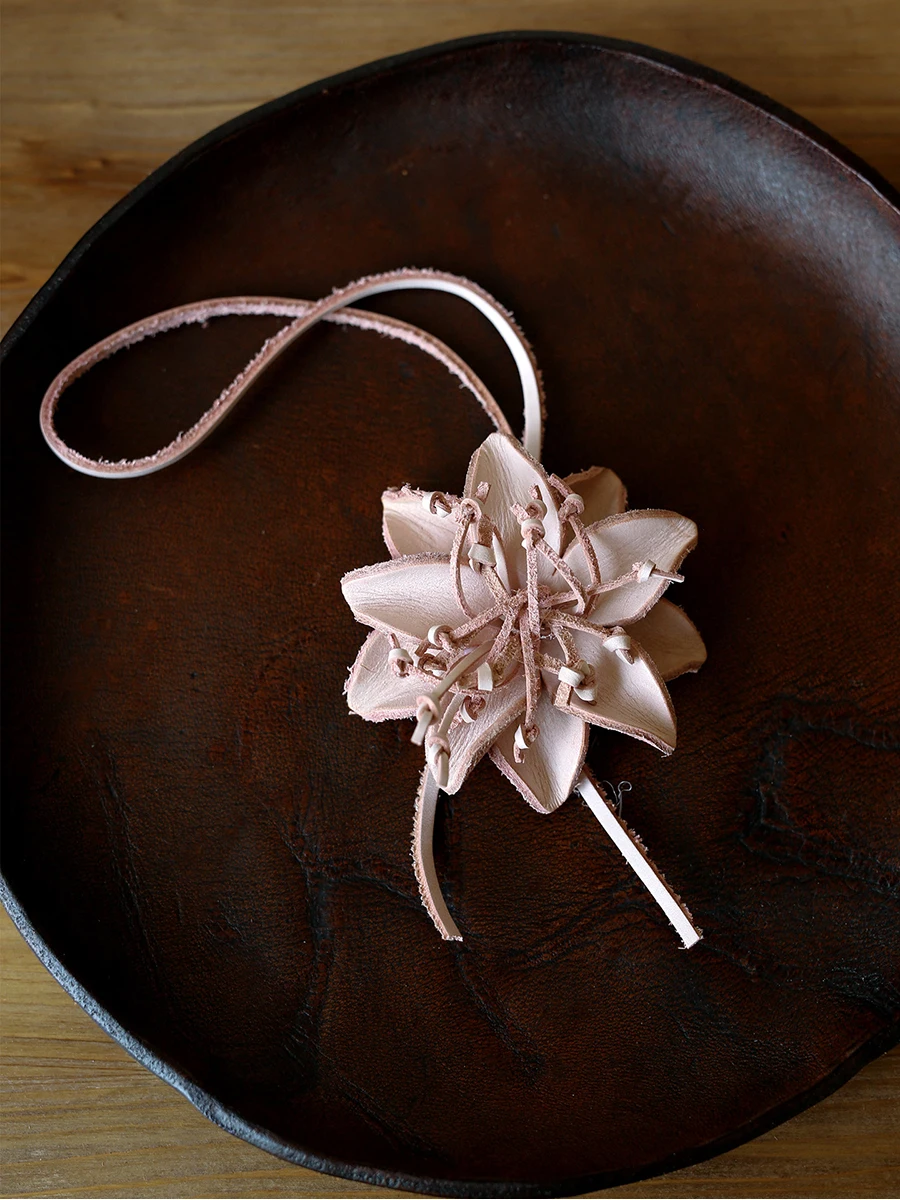 First Layer Of Cowhide Flower Bag Charm Hanging Car Ornaments Three-dimensional Peony Decorations Handmade National Pendant