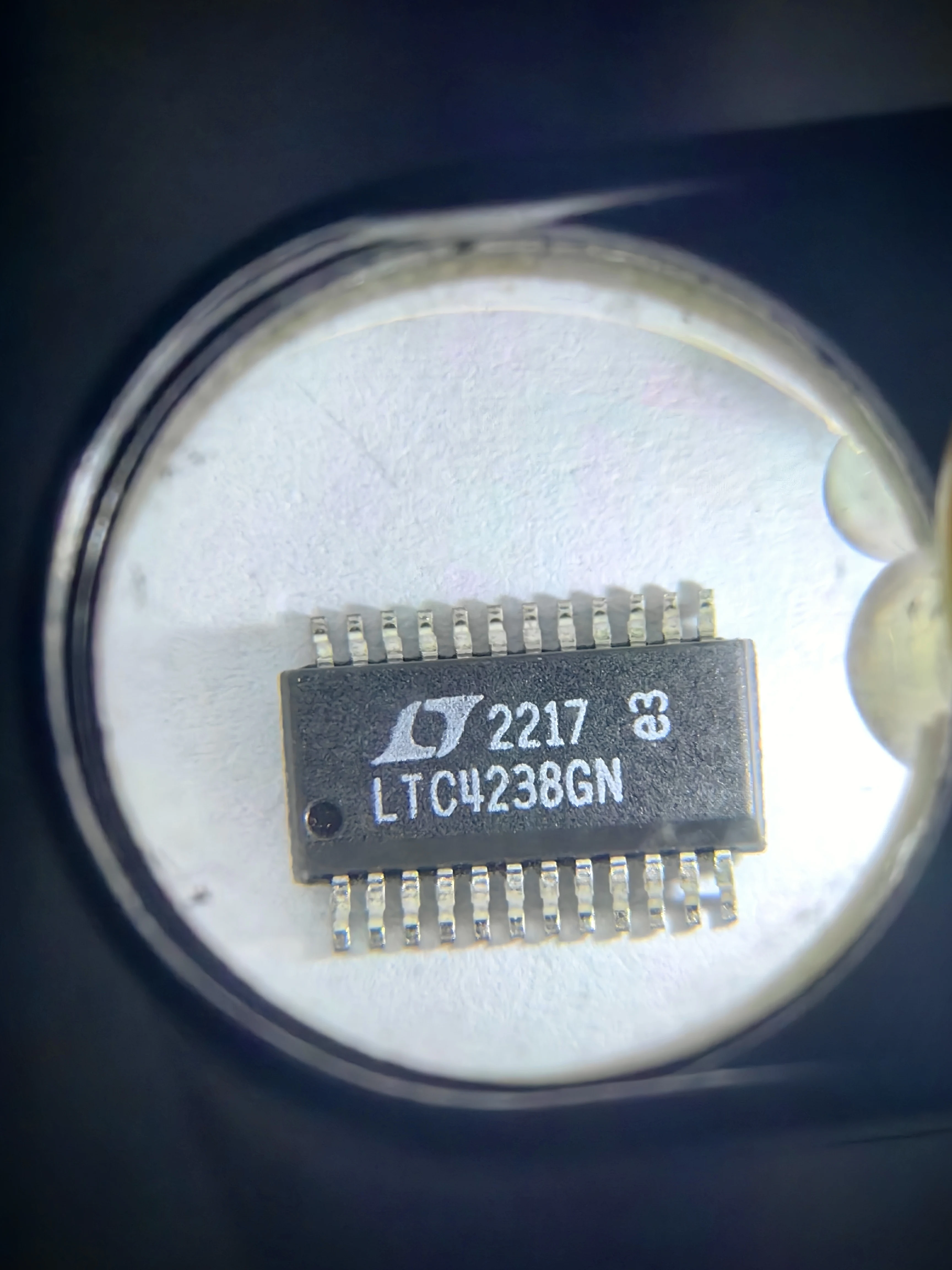 LTC4238 LTC4238CGN LTC4238IGN LTC4238HGN - ตัวควบคุม Hot Swap กระแสสูงแรงดันสูง