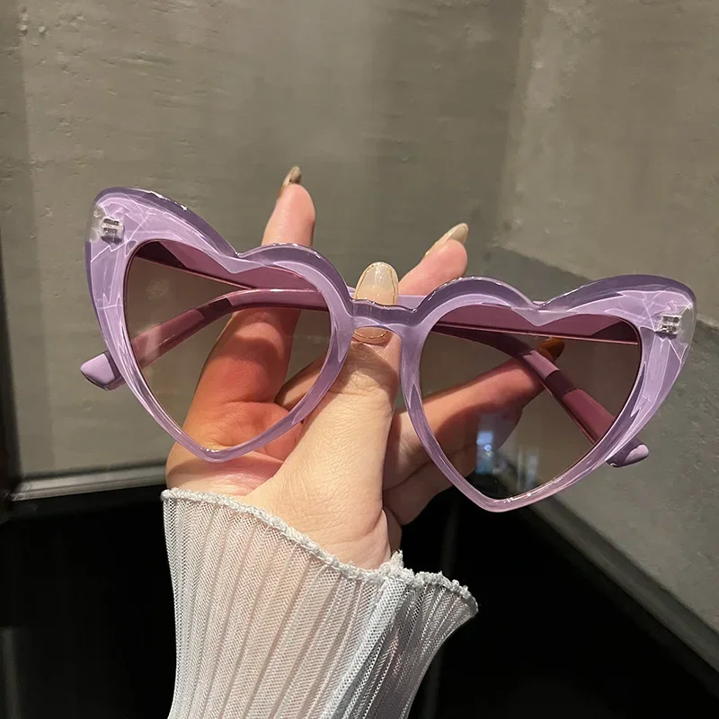 Trendy Cosplay Party Glasses Eyewear Heart-Shaped Sunglasses UV400 Protection Heart Sunglasses for Women Clout Goggle