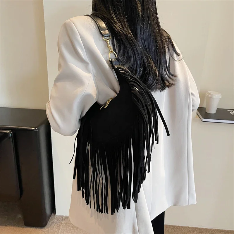 Small Tassels Design Shoulder Bags Women 2024 New Korean Fashion Punk Style Underarm Bags Trendy Retro Pu Leather Handbag Female