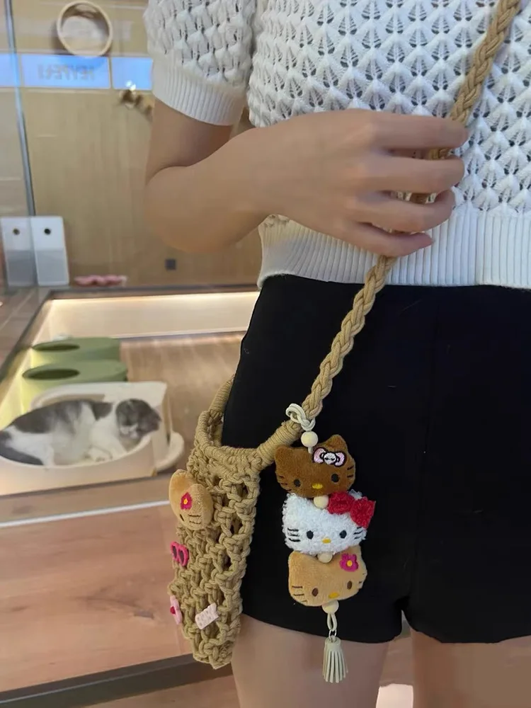Sanrio Hello Kitty Portachiavi in peluche Kawaii KidsAnime Peluche Portachiavi con ciondolo Donne carine BacCar Keychians Regali di compleanno per ragazze