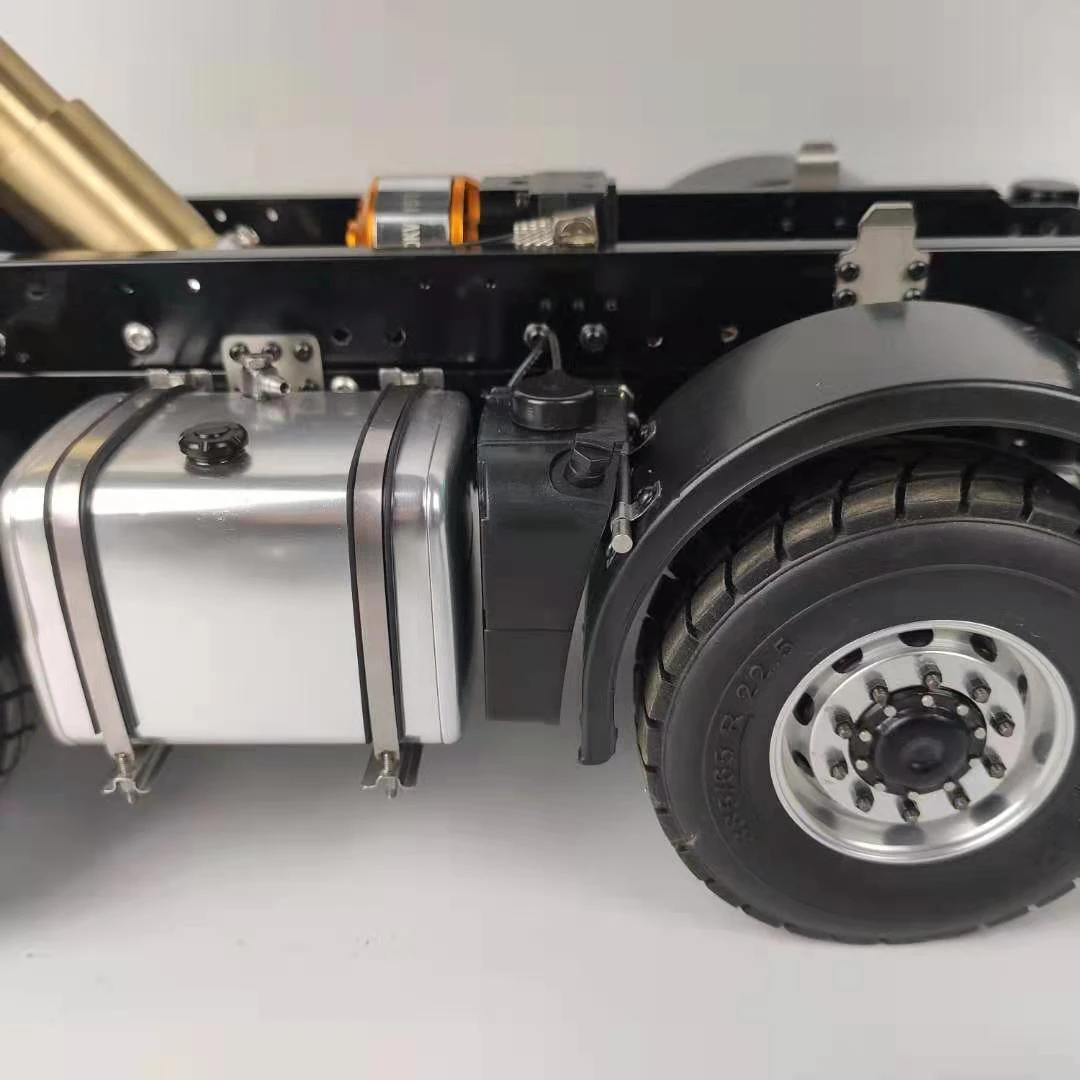 Plastic Simulated Urea Tank for 1/14 Tamiya RC Truck Tipper For Iveco LESU DIY Part