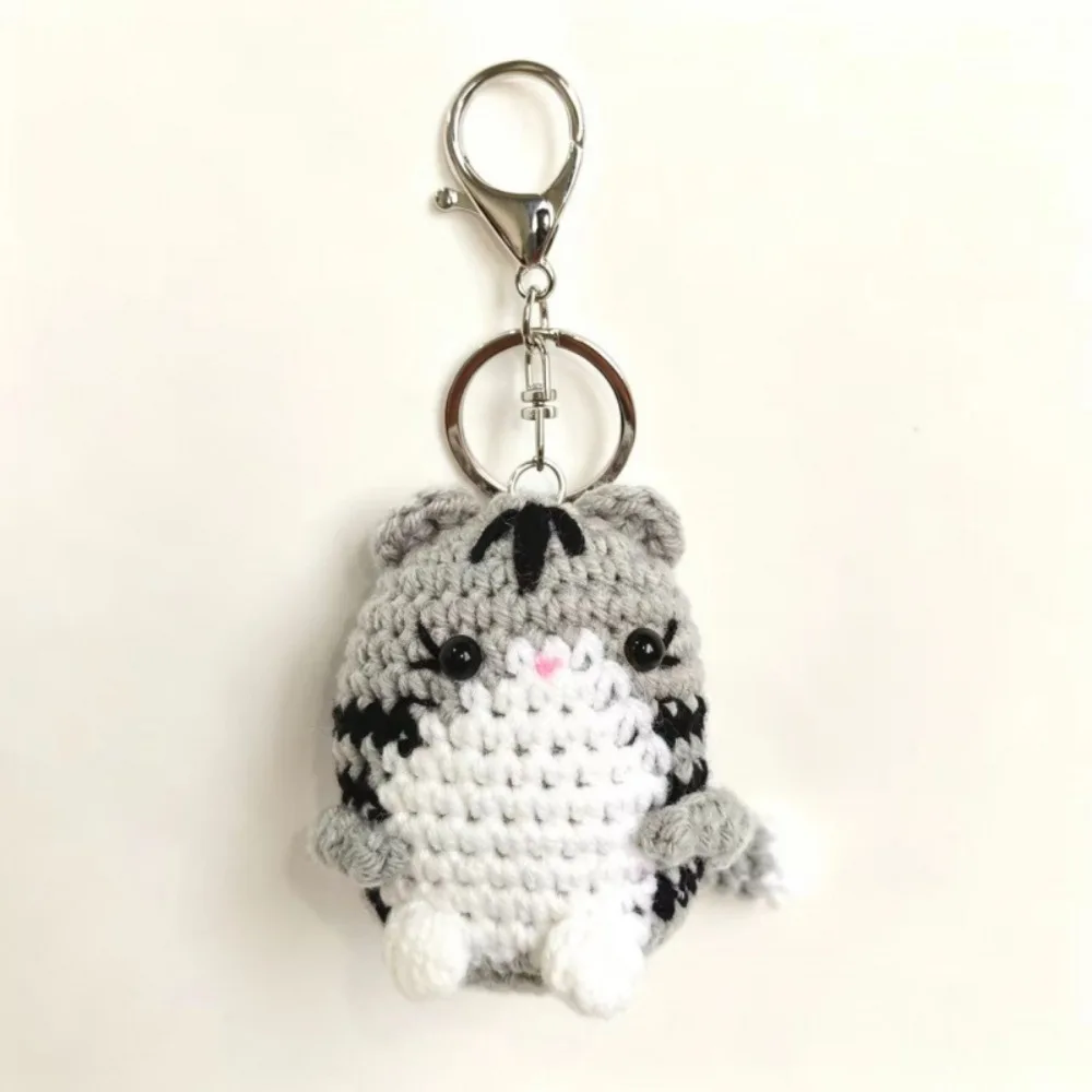 Cute Handmade Crochet Kitten Keyring DIY Crafts Mini Cat Pendant Handwoven Multi-color Yarn Kitty Bag Charm for Women Girls
