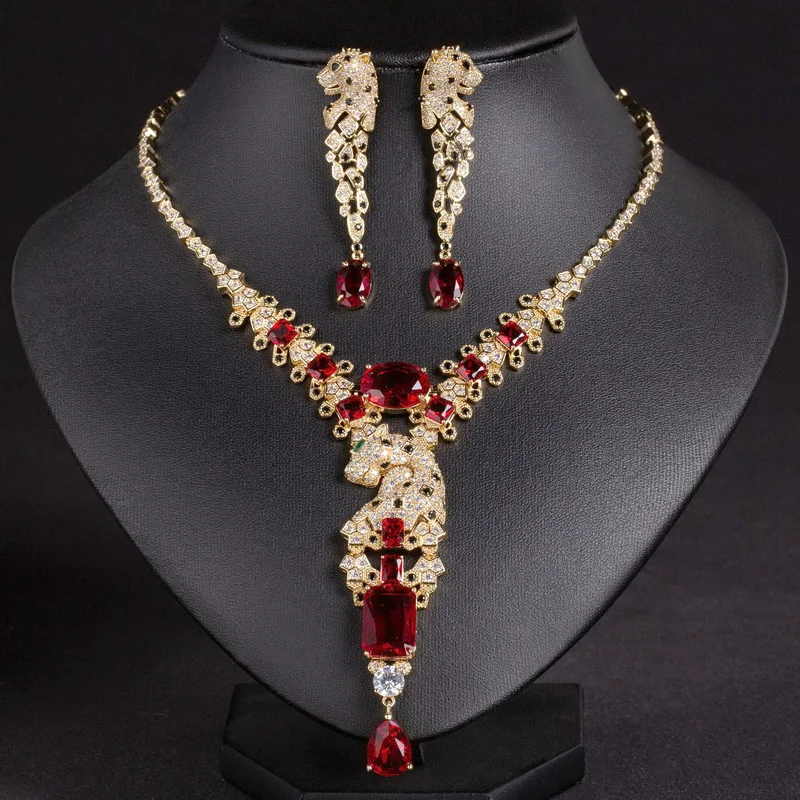 European and American Retro Designer Collection Leopard Necklace & Earrings Set, Inlaid with Cubic Zirconia, Black Patch, Leopar