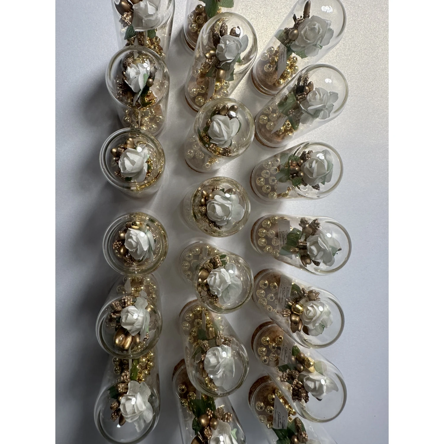 

Массовые сувениры с розовым куполом для гостей, свадебные сувениры, персонализированные подарки для вечеринок, сувениры на заказ «Красавица и чудовище», холостянец