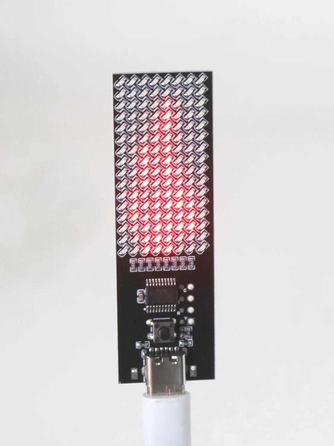 Cyber Candle Light 8x16 LED Matrix Display Lamp Type-C USB Powered Animated Flame Effect pour le décor moderne de l'éclairage de la maison et de l'humeur