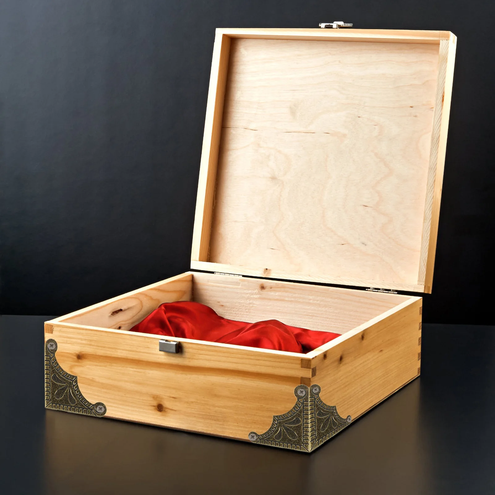 

30Pcs Corner Covers Decorative Metal Box Edge Protectors for Furniture Vintage Cabinet Chests Wooden Box Protection