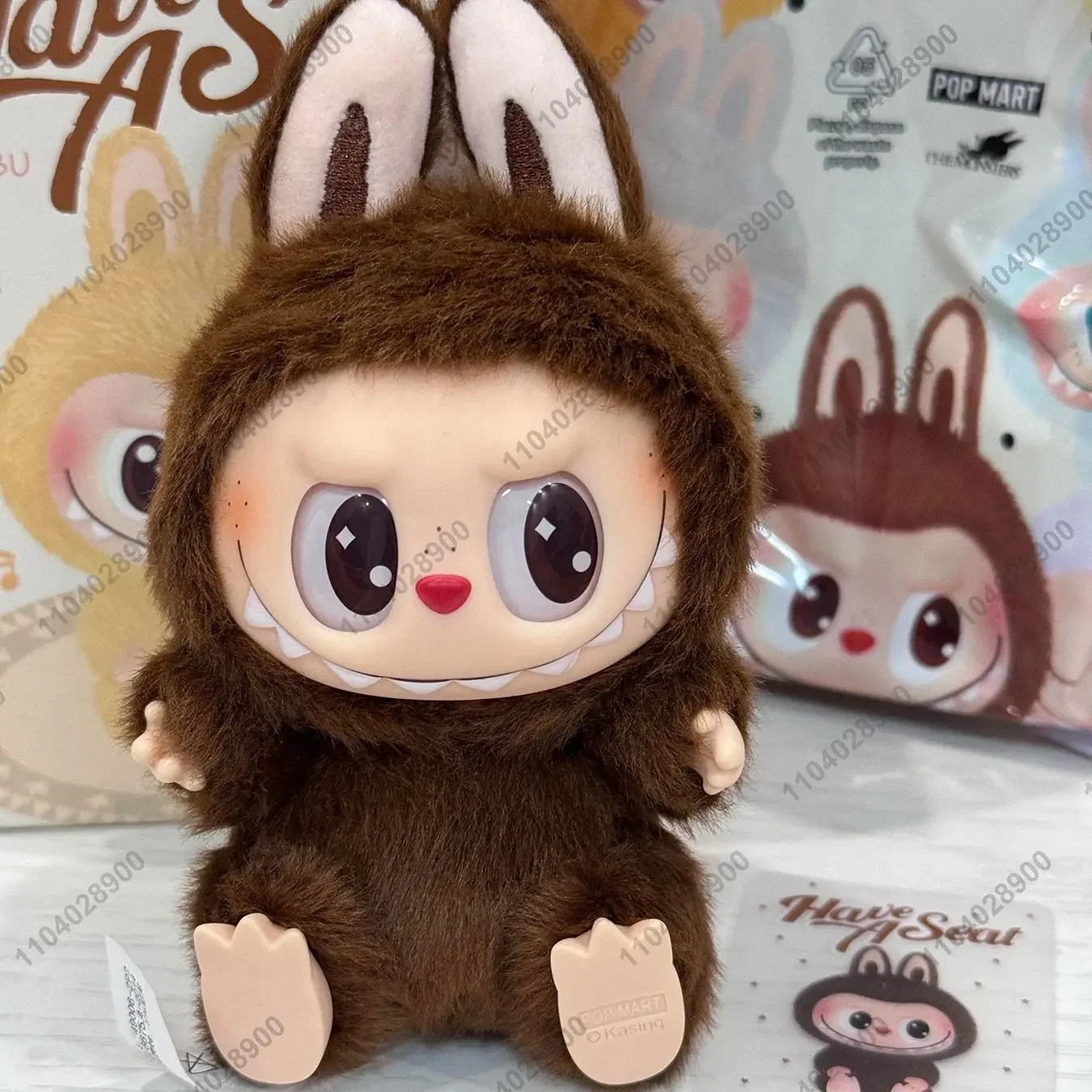 Labubu มอนสเตอร์มีที่นั่ง Original Replica 1:1 Secret Edition กล่องของเล่นตุ๊กตาไวนิลตุ๊กตา Kawai ตุ๊กตากระเป๋า Charm กระเป๋าจี้