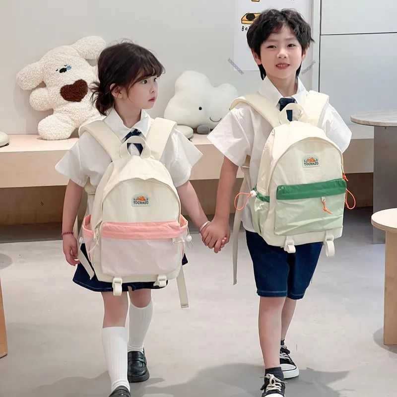 Kindergarten schoolbag color collision splicing large capacity backpack dopamine light nylon children's backpack