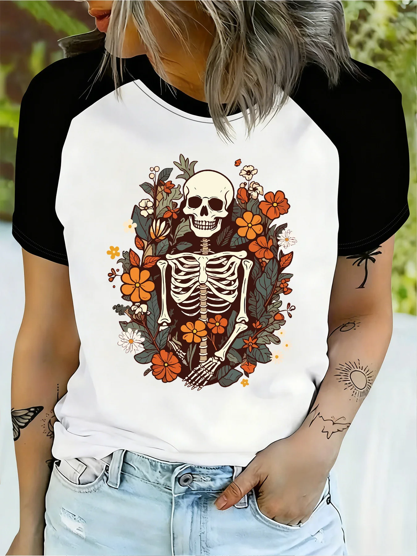 Women's Fashion T-Shirt Skull and Floral Print Black and White Color Block Raglan Sleeve T-Shirt Vintage Casual Tops Clothes Y2k
