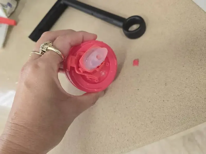 

2шт бутылочки розового цвета