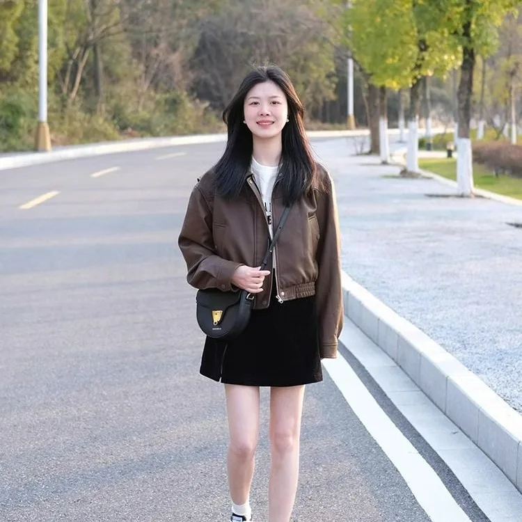 Brown Leather Jacket Women's Short Style 2026 New Fashion High-End Small Size PU Leather Coat Commute Wind Loose Fit Polyeste...