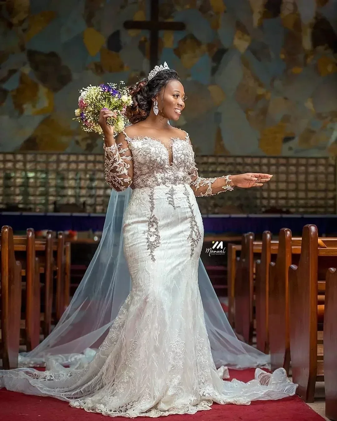 ชุดแต่งงานทรงเมอร์เมดแบบแอฟริกันขนาดพลัสไซส์สั่งตัดได้  ผ้าลูกไม้หรูหราแบบอาหรับ ประดับด้วยลูกปัด  คอทรงโอ  แขนยาวแบบซีทรู  ชุดเจ้าสาว