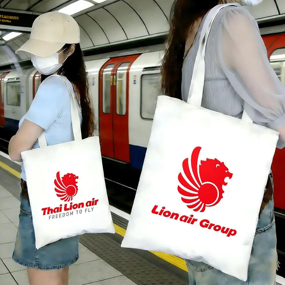 Modern Vibrant Reliable Lion Air Group Storage Bags Lightweight Canvas Tote Bag Portable Shopping Convenient