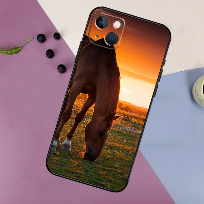 Horse Animal Case For iPhone 16 15 14 13 12 11 Pro Max Mini X XR XS Max 7 8 Plus 2 Bumper Cases Cover