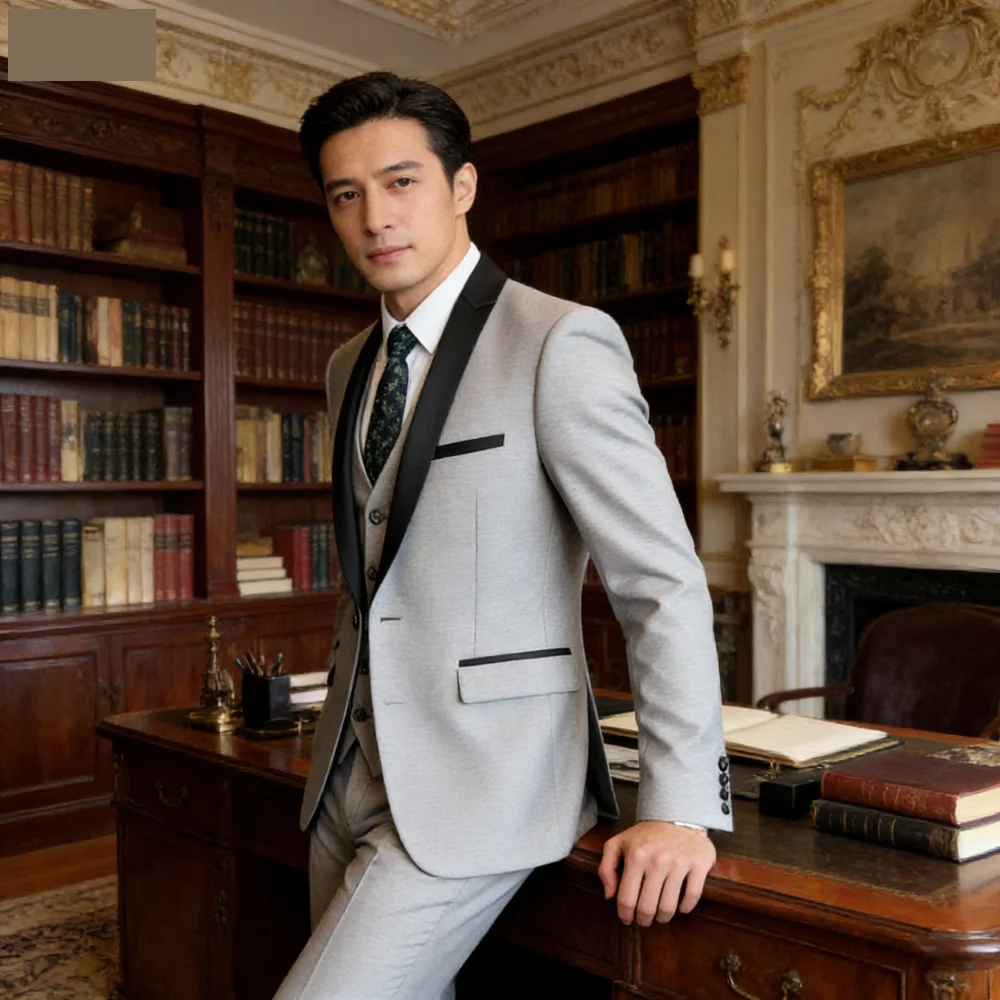 

Элегантный мужской смокинг-тройка Slim Fit: пиджак с шалевым воротником, жилет и брюки для свадьбы, деловых мероприятий и выпускного вечера. Мужская одежда.