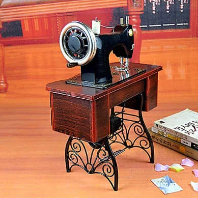 New Arrived  metal sewing machine antique model craft decorations