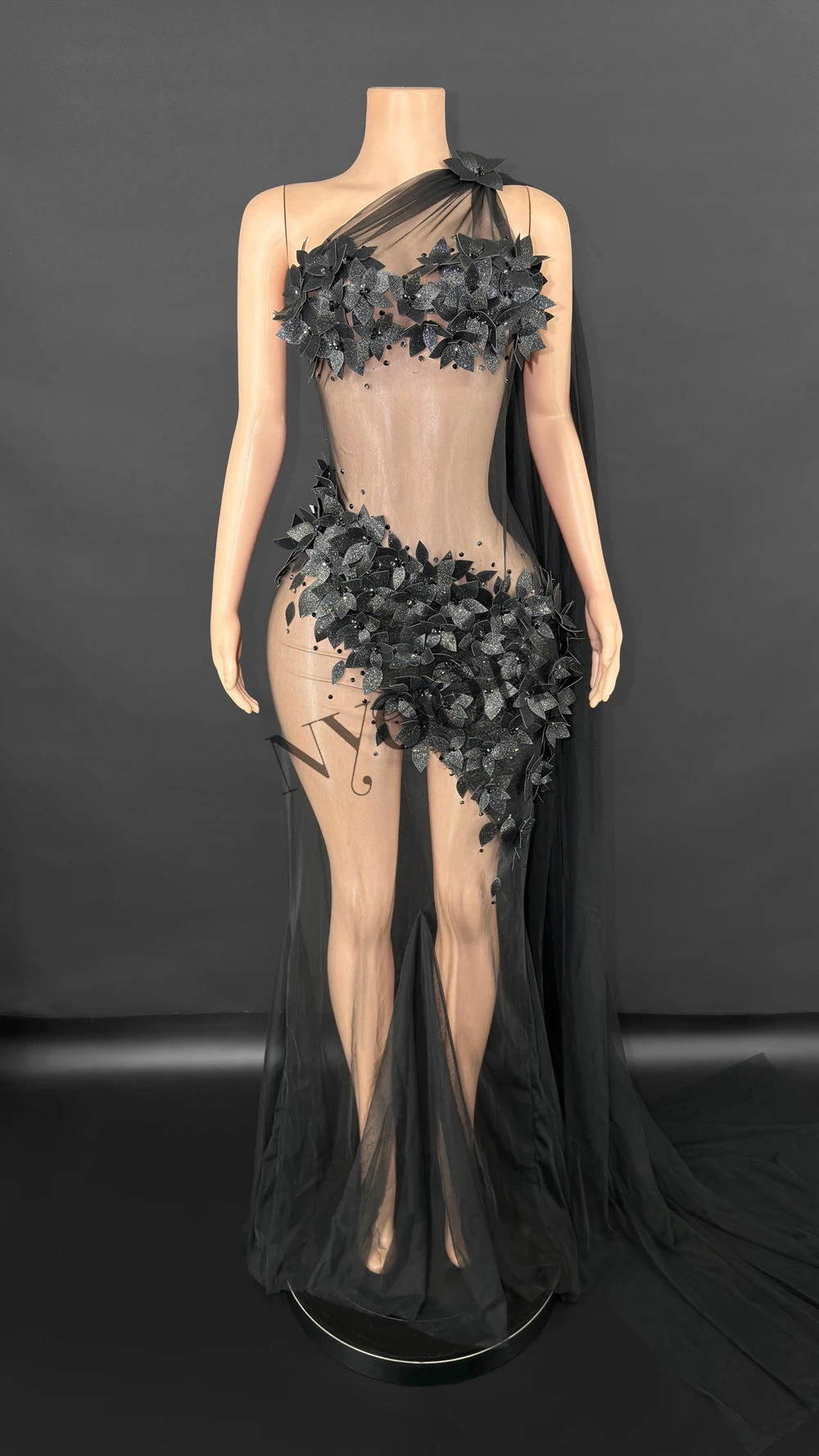 فستان طويل مثير بذيل شفاف للنساء أنيق لحفلات الزفاف والسهرات وحفلات التخرج وأعياد الميلاد فستان التصوير الفوتوغرافي ملابس المسرح للمغني