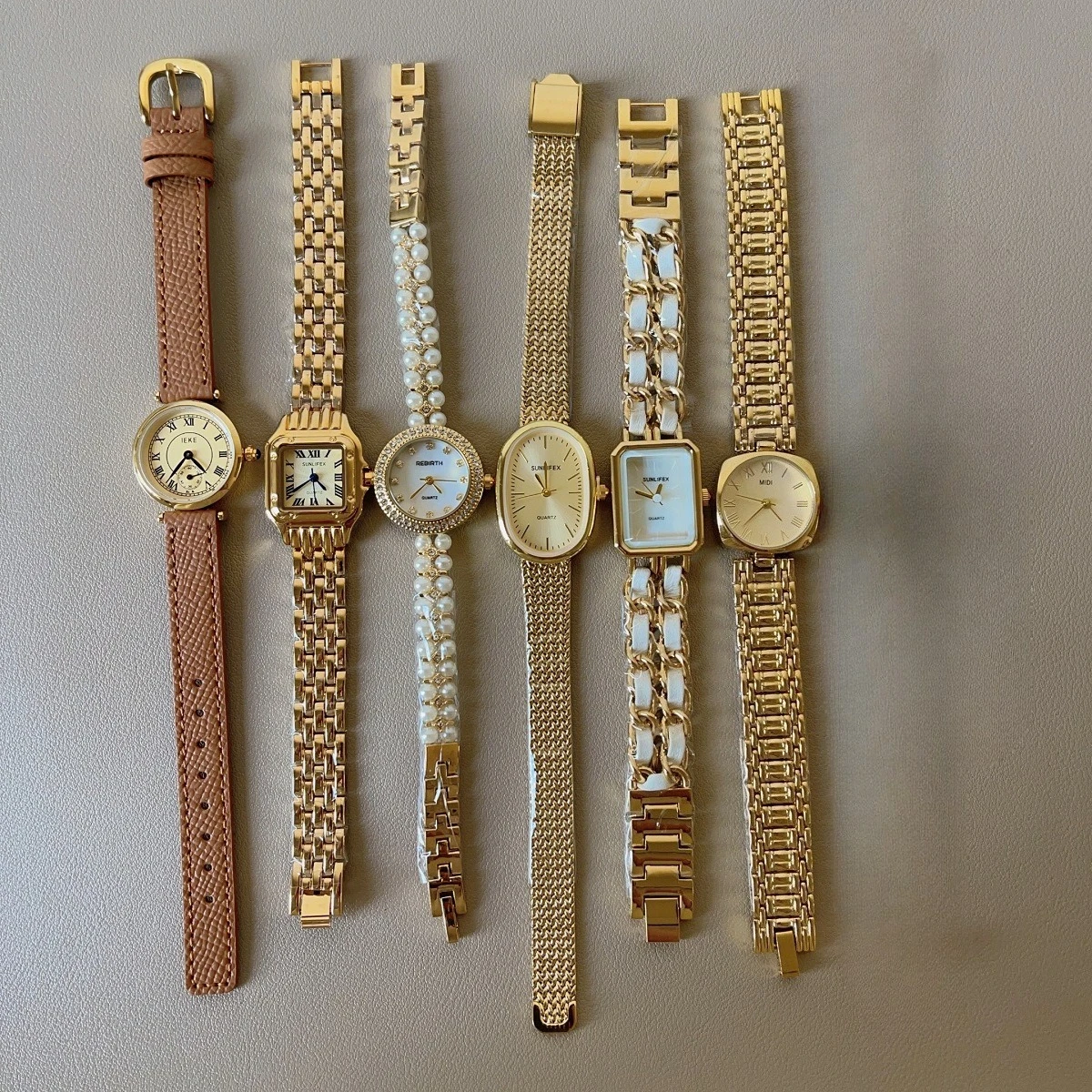 

Women's understated luxury retro-style exquisite gold-plated steel watch; high-quality luxury timepiece; ideal gift for women.