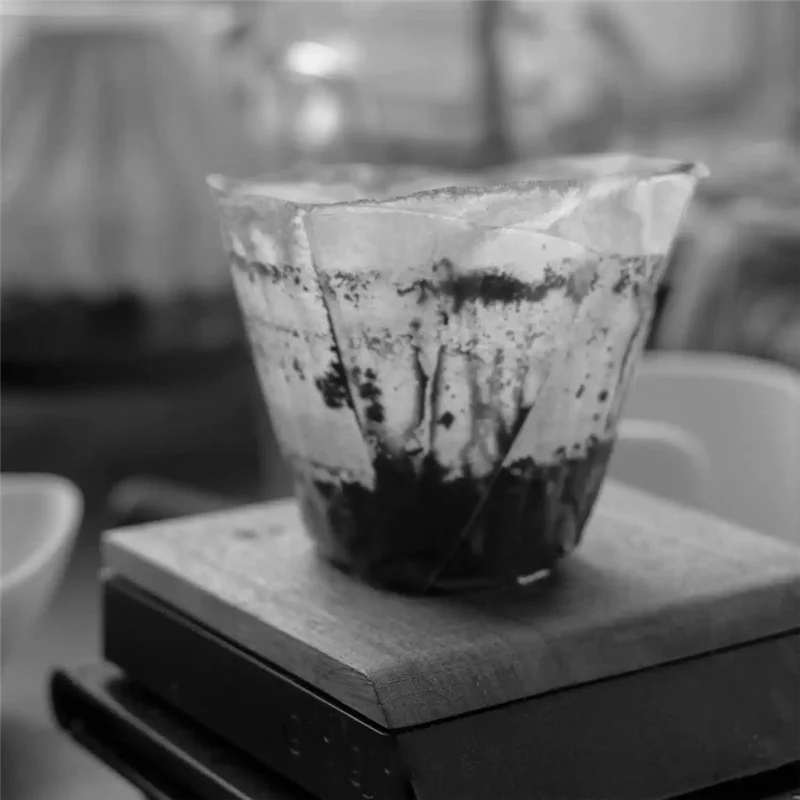 AT28-종이접기 콘 디자인 커피 필터 컵 재사용 가능한 손으로 양조 커피 드리퍼 스트레이너 (185Mm 필터 용지 포함)