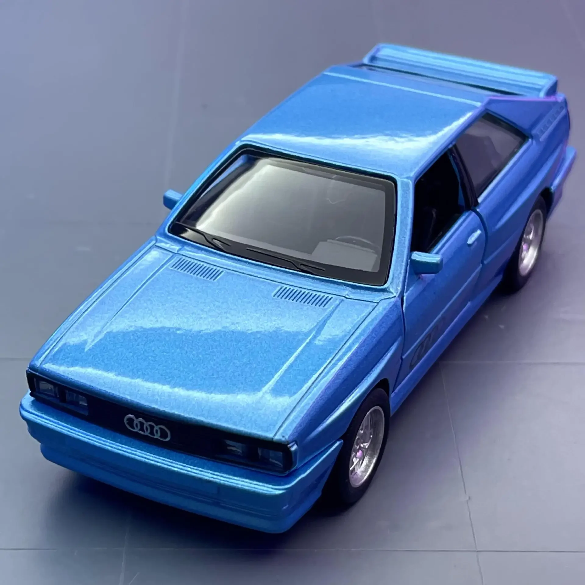 1:36 1980 Audi Quattro Alloy Car Models Toy Diecasts car Model Doors Opened Pull Back Sport Car for Adult Collection Gifts F594