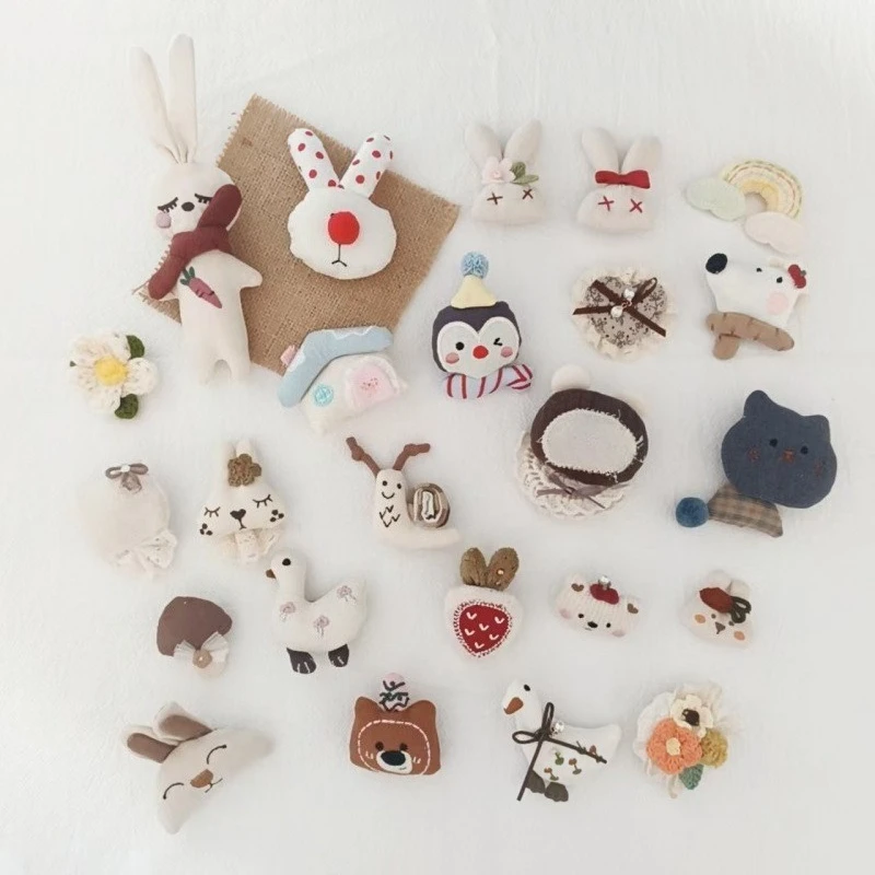 

Korean Style Plush Animal Brooch for Kids Cute Cartoon Penguin Bear Rabbit Fabric Pin Children Clothing Backpack Accessory