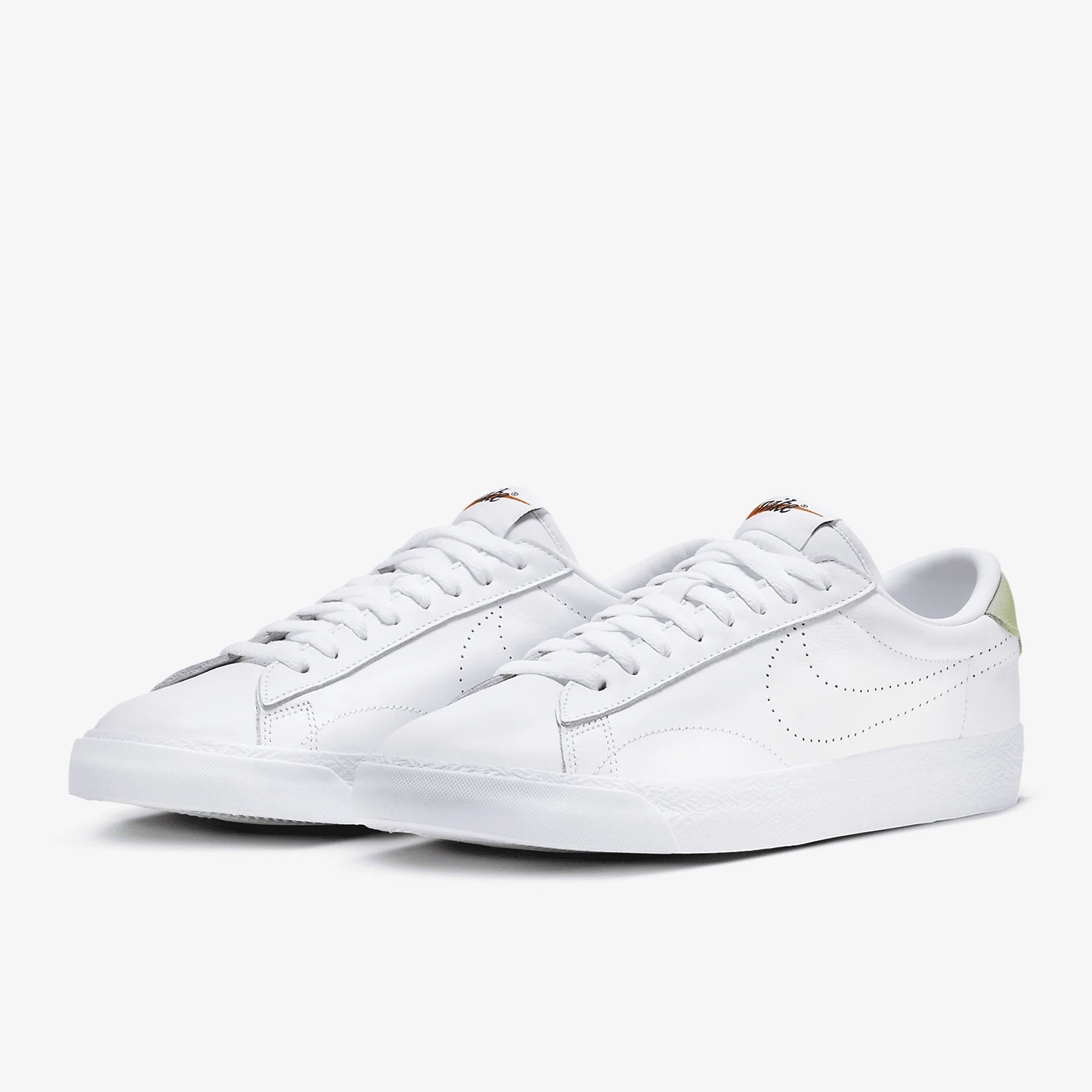 

Официальная оригинальная спортивная обувь унисекс Nike Tennis Classic AC HM4648-113