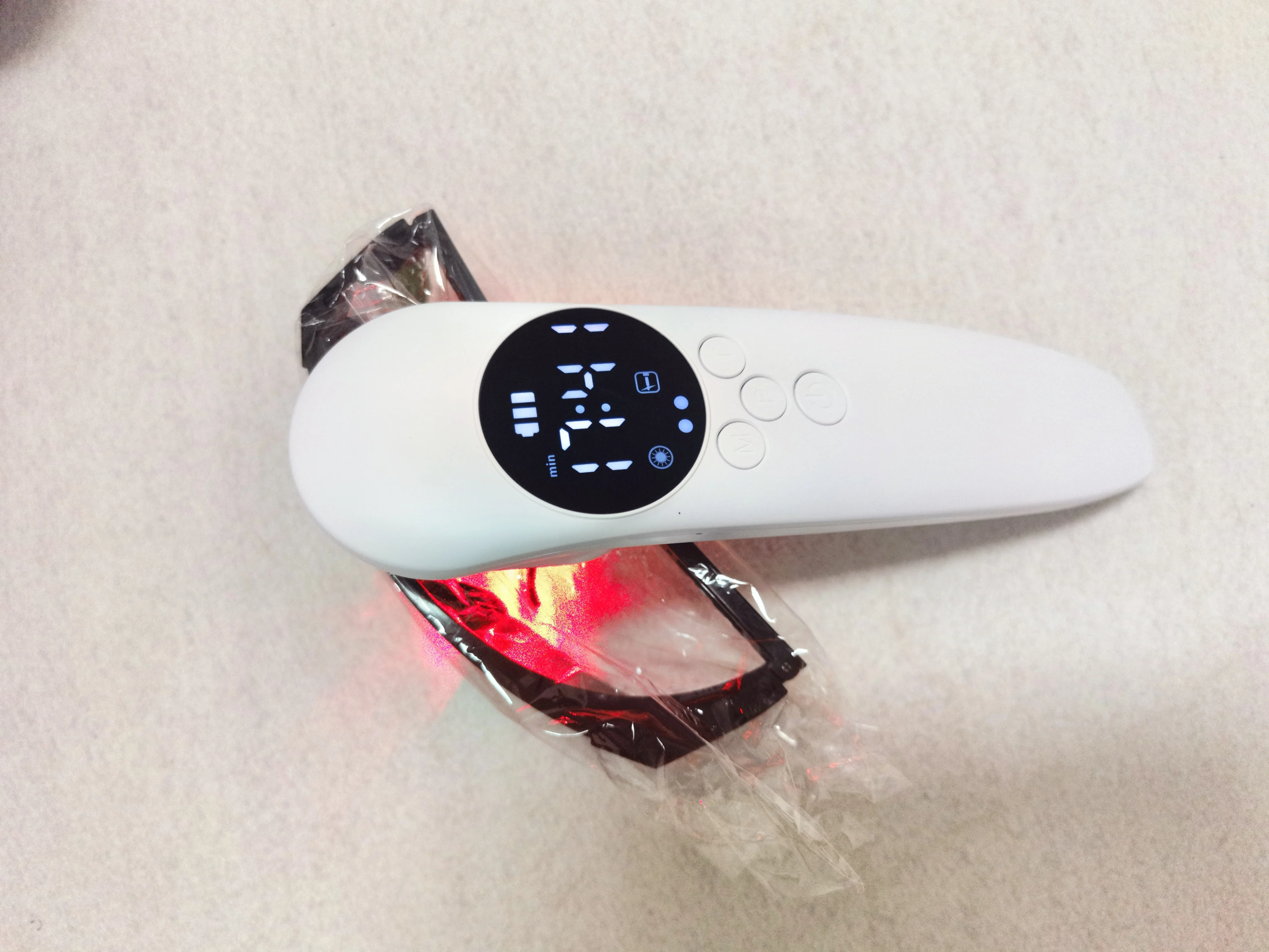 Red Light Laser Therapy for Knee Pain 650nmx14+808nmx3 Class 4 Cold Laser Therapy Device for Muscle Aches Arthritis