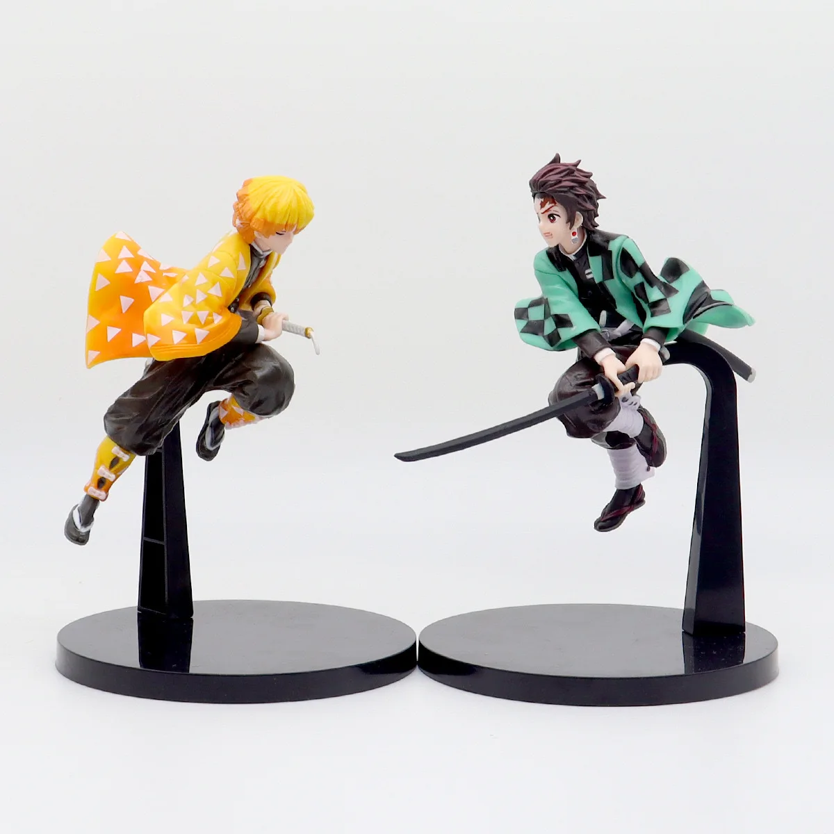 شخصيات أنيمي شيطان القاتل البلاستيكية Nezuko Tanjirou Zenitsu Mitsuri Tengen التماثيل لعبة Kimetsu No Yaiba نموذج المرآب أطقم الحلي #5